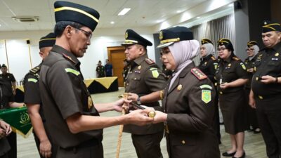 Hermon Dekristo Kajati Jabar Lantik Kajari Kota Bandung- Kajari Kota Sukabumi, Sampaikan Pesan Ini