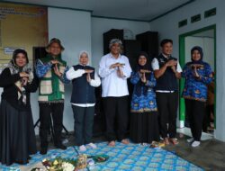 Pak Camat dan Kang Sule Dikenalkan Diky Chandra, Kepada Warga Babakan Erwan Sukalaksana Bungursari