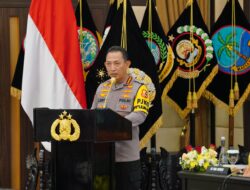 Sampaikan Rilis Akhir Tahun 2025, Kapolri Ajak Doakan Korban Bencana di Sumatera