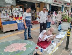 Isi Liburan Sekolah, Puluhan Siswa SD Ikuti Lomba Melukis Payung Geulis, yang Digelar Disdik Kota Tasik