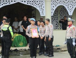 Polres Purwakarta Gelar Upacara Persada, Lepas Kepergian IPDA (Purn) Nanon Suharno dengan Penuh