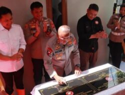 Kapolda Jabar Berikan Bantuan Rumah Bagi Tiga Anak Yatim Piatu dan Dua Ekor Domba di Kabupaten Cianjur