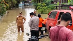 Terjun Langsung Ke Wilayah Desa Terdampak Banjir, Camat Gunung Megang Bersama unsur Tripika dan BBD Kabupaten Muara Enim