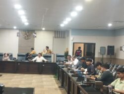 KMRT Tasikmalaya Gelar Audiensi ke DPRD Kab. Tasikmalaya, Tuntut Kejelasan Kesejahteraan Guru dan Tenaga Honorer