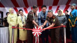 Resmikan Griya Adhyaksa dan Rumah Dinas Kejari Indramayu, Kajati Jabar Hermon Dekristo: Apresiasi dan Terima Kasih Kepada Bupati indramayu Beserta Jajarannya