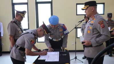 Kapolres Subang Pimpin Sertijab Wakapolres Subang dari Kompol Endar Supriyatna Kepada Kompol Asep Agustoni