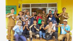 Diky Candra Wawalkot Tasikmalaya Bangga Dengan SMSI Tasikmalaya yang Peduli Sejarah, Isi HPN 2026 Bebersih dan Pengecetan Tugu Koperasi