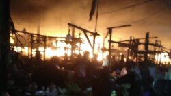 Ketenangan Warga Menjelang Sahur, Digemparkan Amukan Si Jago Merah Melalap Pasar Rebo Purwakarta