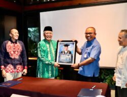 Permudah Akses Mahasiswa UT, Pos Indonesia dan Universitas Terbuka Teken Kerja Sama Pemanfaatan Kantor Pos