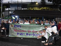 Program PWI Berbagi Kebaikan, Dandim 0618 Terjun Langsung Bersama Jurnalis Bagikan Takjil Kepada Warga