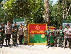 Pangdam XIX/Tuanku Tambusai Mayjen Agus Hadi Waluyo bersama Kapolda Riau Irjen Herry Heryawan Resmi Tutup TMMD ke-127 di Inhu-Kuansing