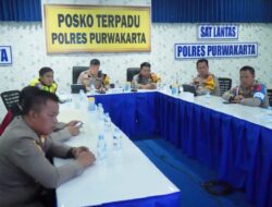 Malam Hari Tetap Siaga, Kapolres Purwakarta Pimpin Anev Ops Ketupat Lodaya 2026 Demi Kelancaran Mudik