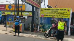 Personil Polsek Jalan Cagak Atur Lalulintas Di Kawasan Simpang Tokma Jalan Cagak