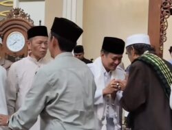 Momentum Hari Kemenangan, Bupati dan Wakil Bupati Tasik Laksanakan Sholat Idul Fitri 1447 H, di Masjid Agung Baiturrahman