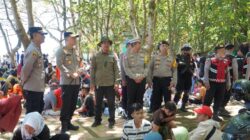 Kapolres Tasikmalaya Turun Langsung Pimpin Pengecekan Kesiapan Personel di Pos Pam Pantai Cipatujah