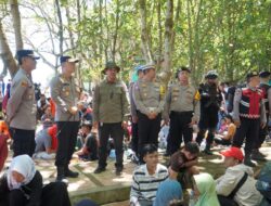 Kapolres Tasikmalaya Turun Langsung Pimpin Pengecekan Kesiapan Personel di Pos Pam Pantai Cipatujah