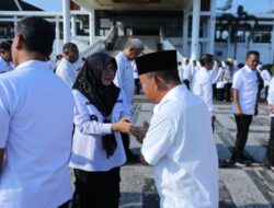 Hari Pertama Kerja Pasca Idul Fitri, Bupati Siak Afni Zulkifli, Pimpin Apel Pagi