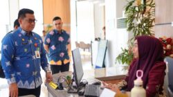 Pastikan Pelayanan Publik Berjalan Optimal, Sekda Provinsi Riau Lakukan Sidak ke Organisasi Perangkat Daerah