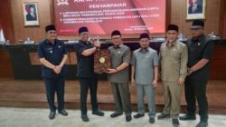 Ketua DPRD Kota Tasik, H.Aslim Pimpin Rapat Paripurna Penyampaian LKPJ Wali Kota Tasik Tahun 2025