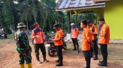 Dapat Laporan, Seorang Kakek Hilang di Perkebunan Kelapa Sawit di Desa Karya Mulya, Tim Basarnas Pekanbaru Langsung Lakukan Pencarian