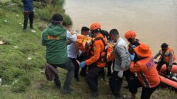Sebelumnya Bocah 4 Tahun Dilaporkan Hilang Diduga Jatuh ke Sungai Batang Kuantan, Akhirnya Tim SAR Gabungan Berhasil Temukan Jasad Korban