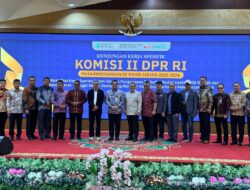Bupati Pelalawan, H. Zukri, Hadiri Kunker Komisi II DPR RI ke Provinsi Riau