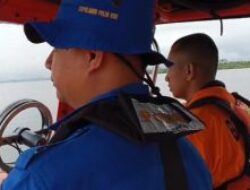 Kembali Dapat Laporan, Pria Diduga Lompat dari Kapal,Tim Basarnas Pekanbaru Lakukan Pencarian 