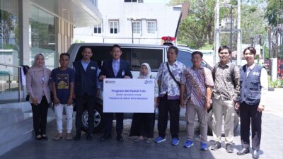 Tingkatkan Fasilitas Pelayanan Sosial, PT BRI Cabang Cirebon Serahkan Bantuan Mobil Jenazah Kepada Yayasan Al Akbar Bina Maulana