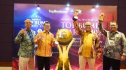 BUMD Subang Naik Kelas, Kang Akur Hadiri Top BUMD Award 2026