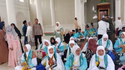 Pengamanan Pemberangkatan Calon Jemaah Haji, Polres Purwakarta Pastikan Lalu Lintas Lancar dan Aman