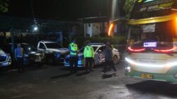 Fajar May Day 2026, Polres Purwakarta Kawal Ketat Keberangkatan Buruh ke Jakarta