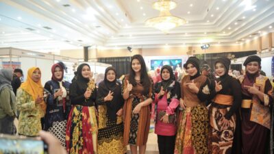 Ega Anjani Reynaldy Hadiri Lomba Fashion Show PKK Jawa Barat, Dorong Penguatan Ekonomi Perempuan