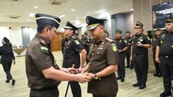 Kajati Jabar Lantik Asisten Intelijen dan Kajari Kota Cirebon, Ini Pesanya
