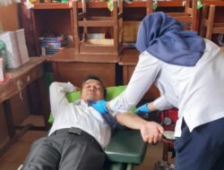 Peringatan Hardiknas 2026, PGRI Kecamatan Indihiang Bersama Disdik Kota Tasikmalaya Gelar Donor Darah 