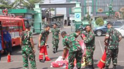 “Api Tak Pernah Menunggu”: Kodim 0612/Tasikmalaya Gembleng Prajurit Lewat Pelatihan Damkar Penuh Aksi dan Edukasi
