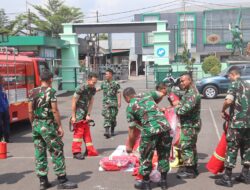 “Api Tak Pernah Menunggu”: Kodim 0612/Tasikmalaya Gembleng Prajurit Lewat Pelatihan Damkar Penuh Aksi dan Edukasi
