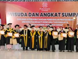 Pesan Plh Wali Kota Tasikmalaya Hadiri Wisuda Universitas Bhakti Kencana Tasikmalaya