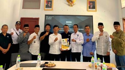 Bangun Sinergitas, LPPM STIE Latifah Mubarokiyah Suryalaya Tasikmalaya Lakukan Penandatanganan PKS Bersama APDESI Kec Pagerageung