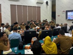Secara Daring, Bupati dan Wabup Pelalawan Ikuti Launching Buku Panduan Antikorupsi Bersama Kemendagri