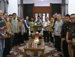 Bupati Tasikmalaya Terima Kunjungan Staf Ahli Menteri ATR/BPN, Tindaklanjuti Kajian HPL di Kampung Naga