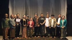 Plh Walikota Tasikmalaya Penampilan Monolog di Doea Tjerita dari Tanah Jawa Keren, Disambut Antusias Generasi Muda