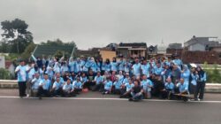 Plh Wali Kota dan Plh Sekda Kota Tasikmalaya Ikut Gotong Royong Bersama Seluruh OPD, Bersihkan Jalan Lingkar Utara
