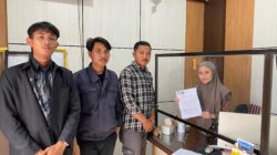Tak Ada Solusi 4 Kali Gelar Aksi Diduga Proyek Pengadaan Cendramata Setda Kab.Tasik Asal-asalan, Parlente Kirim Laporan ke Kejari Tasikmalaya