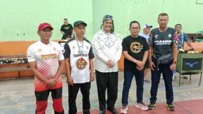 Demi Harumkan Kota Tasikmalaya, Plh Wali Kota Beri Support Bagi Tim Bola Voli Putri