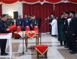 Plt Gubernur Riau Lantik 77 Kepala Sekolah Tingkat SMA, SMK, dan SLBN, Ini Nama-namanya
