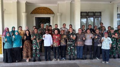 Suasana Hangat dan Penuh Keakraban, Bupati dan Wabup Pelalawan Sambut Kunker Danrem 031/Wira Bima