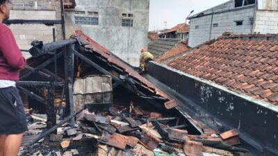 Saat Shalat Jum’at, Rumah Warga Rancabango Panglayungan Kebakaran Diduga Akibat Korsleting Listrik
