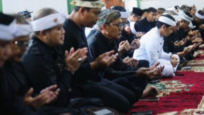 Mitembeyan Hari Jadi Purwakarta ke-195 dan Kabupaten ke-58: Mengawali Rangkaian dengan Doa dan Tradisi “Muru Indung Cai”