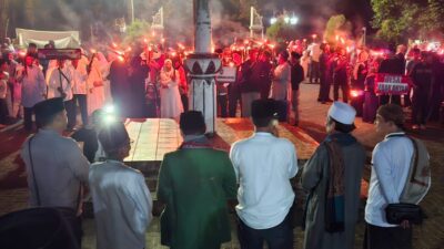Tahun Baru Islam 1448 H Ribuan Warga Ikuti Pawai Obor, Polres Purwakarta Hadir Jaga Keamanan dan Kekhusyukan Perayaan