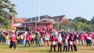 Jalan Sehat Bulan Bung Karno, Jeje Wiradinata: Generasi Sekarang Harus Mengenal Sosok Sang Proklamator